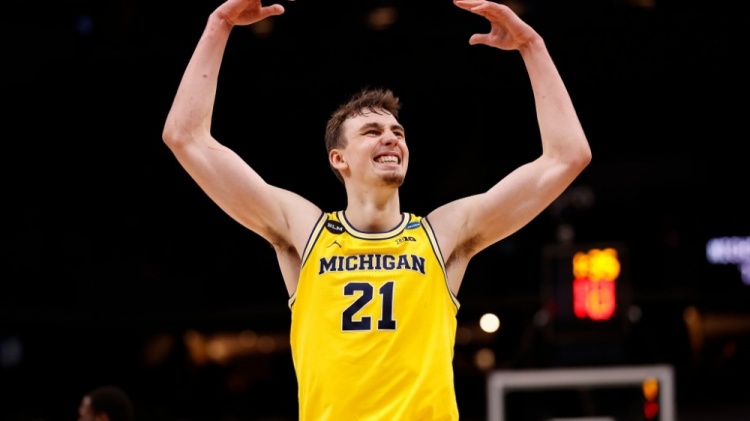 感到满意 感到满意